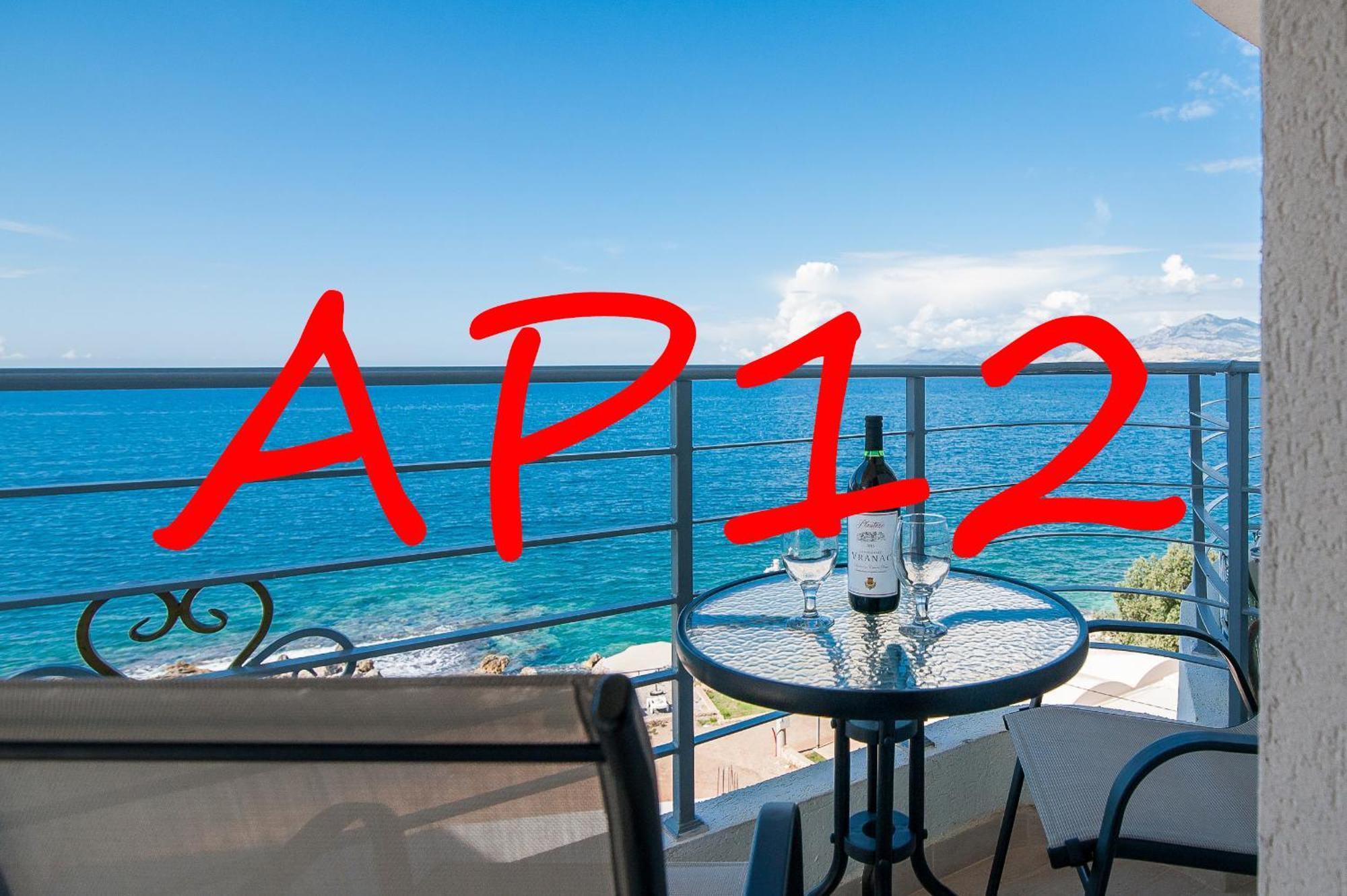Open Sea Apartments يوتجيها الغرفة الصورة